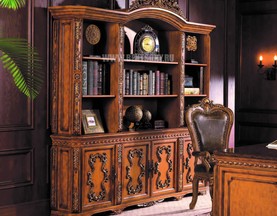 Классический шкаф книжный L259 в интерьере